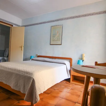 Hotel Luina 2*