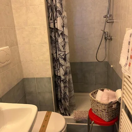 Luina ستريزا