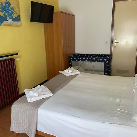 Luina 2* ستريزا