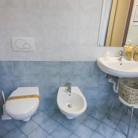 Luina Otel 2*
