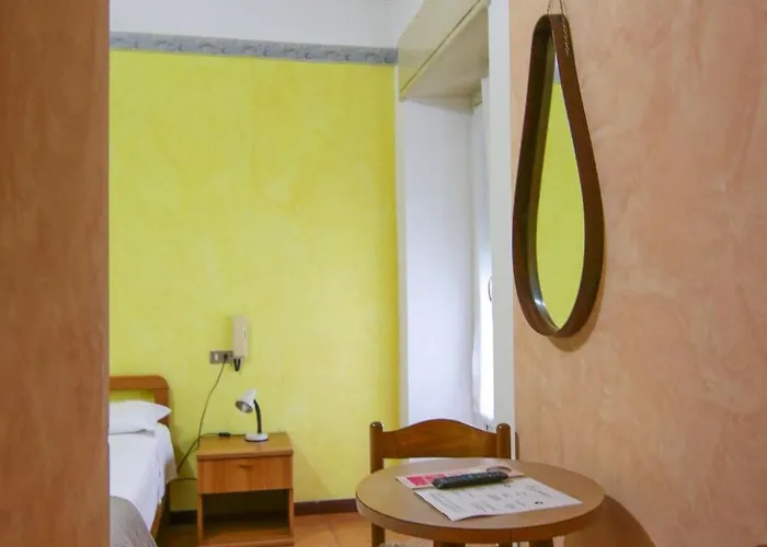 מלון Luina סטרסה