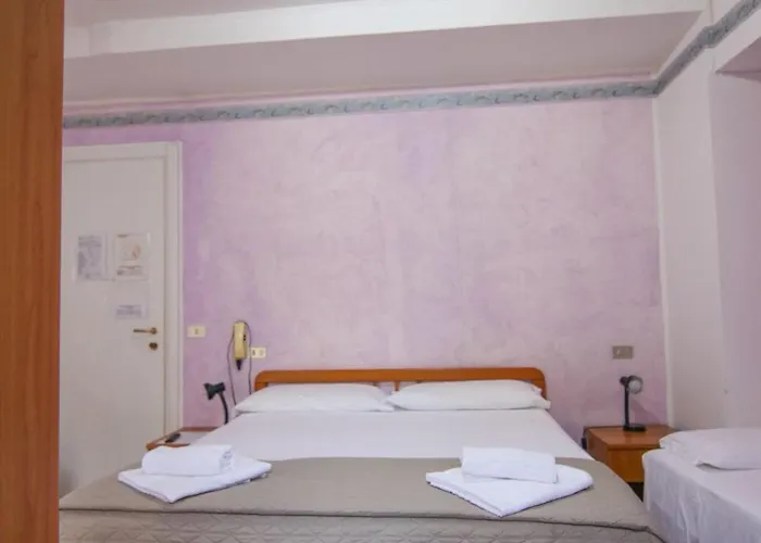 Luina Szálloda Stresa